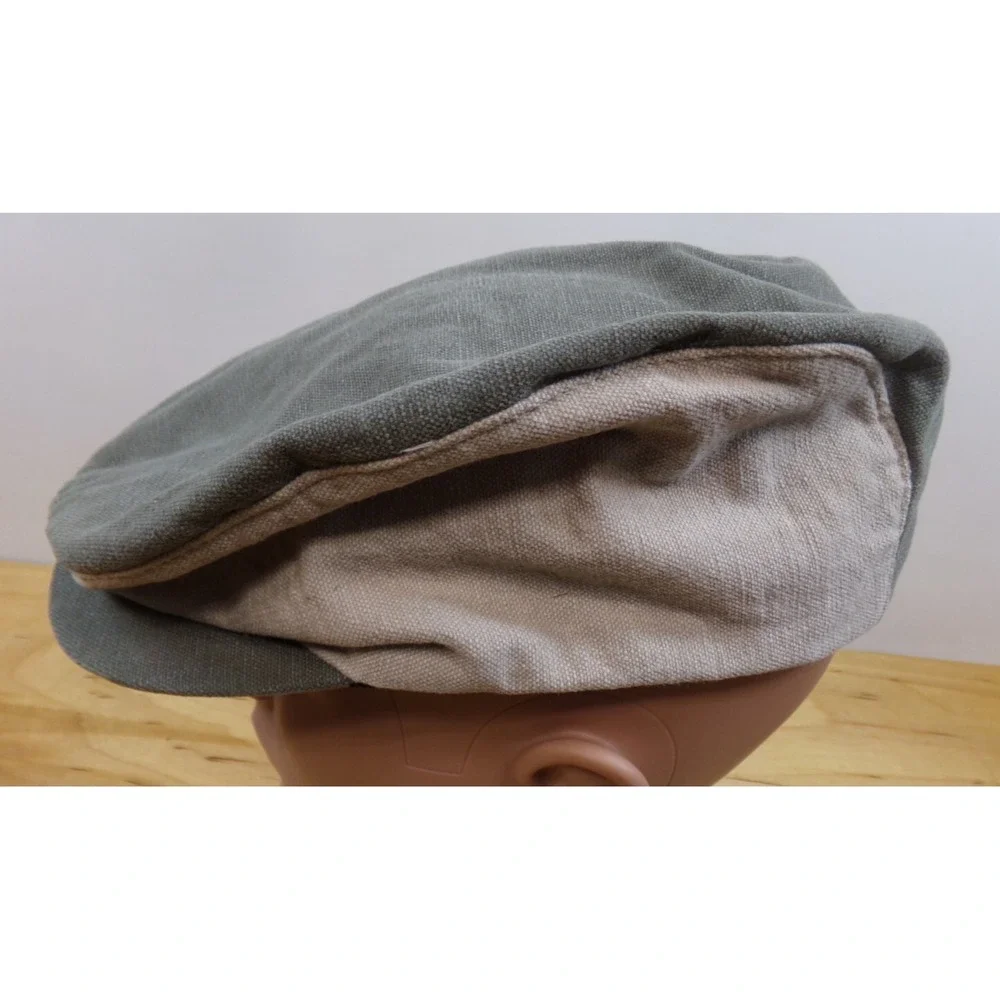 Acme Clothing Co 1991 Newsboy Cap Hat Tasmanian Devil TAZ Size Large Green/Beige